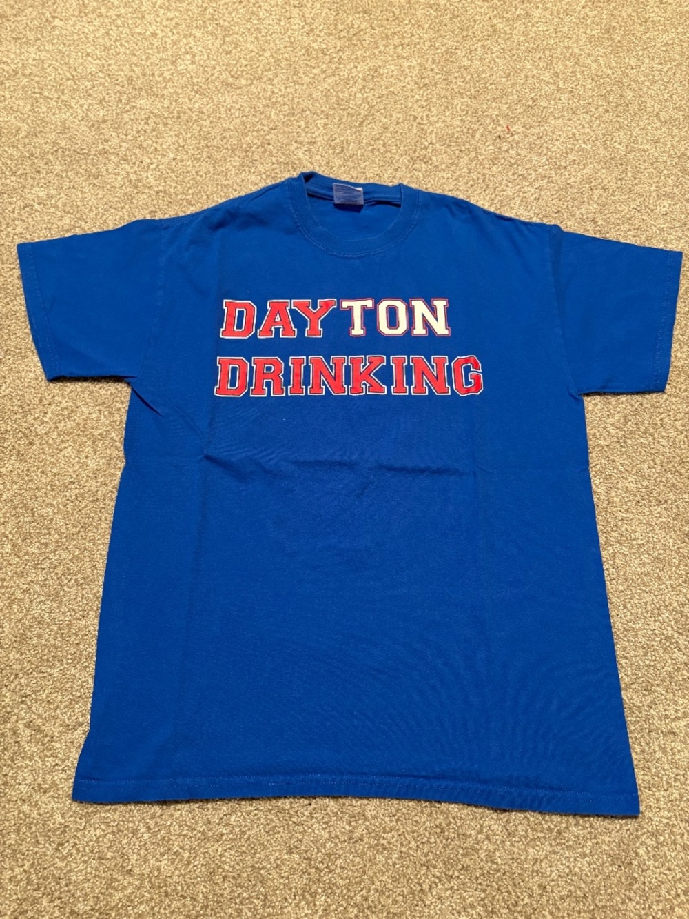 Dayton Drinking University College Blue Graphic T-Shirt Gildan Men's M